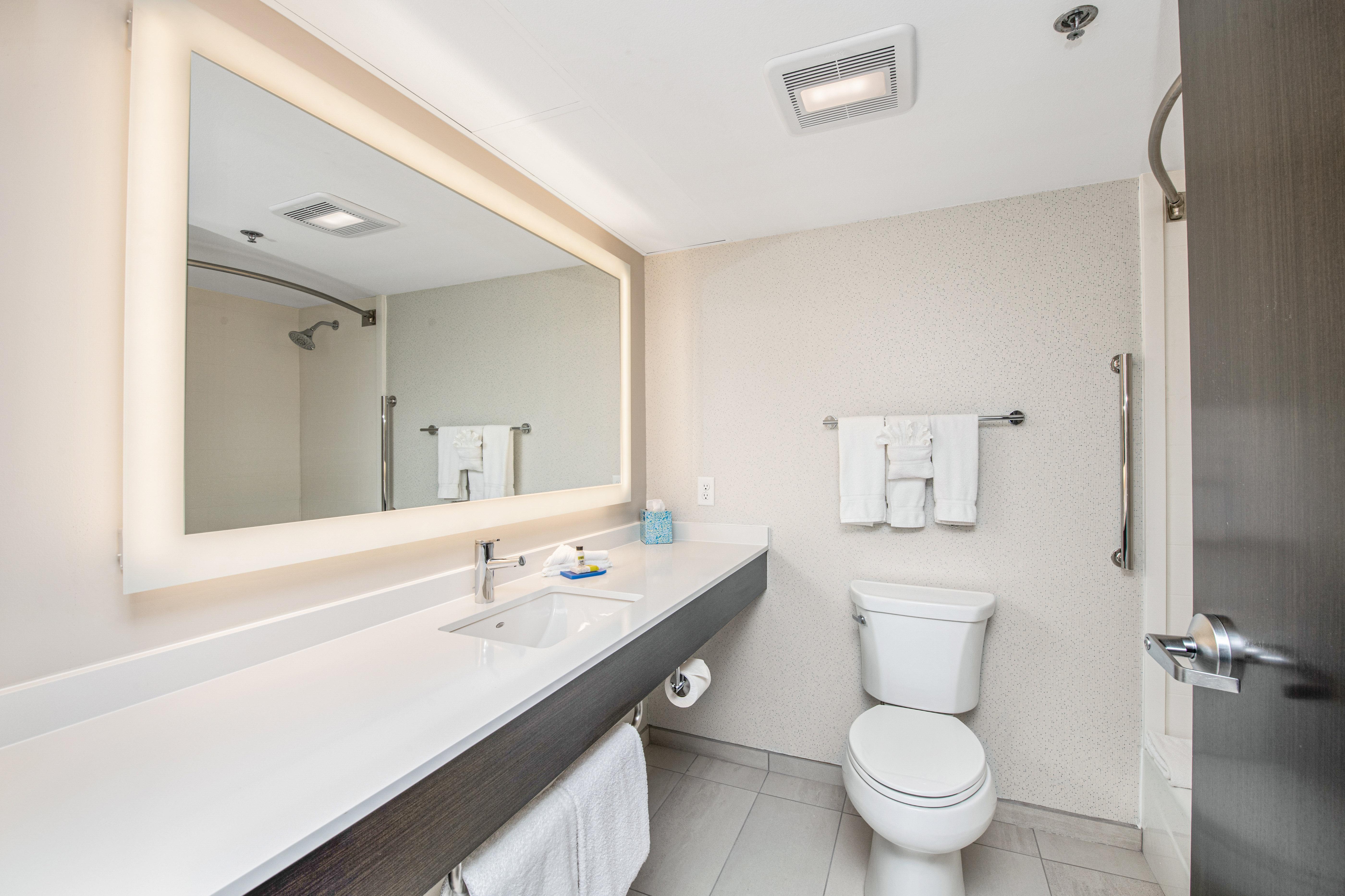 Holiday Inn Express - Delafield By Ihg Eksteriør billede